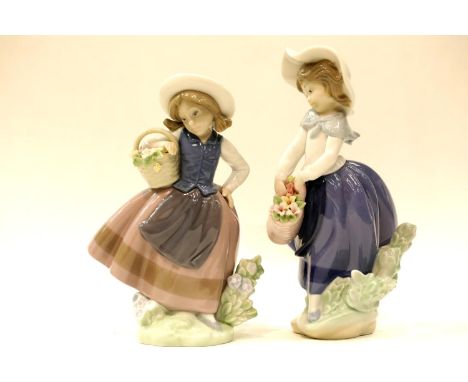 Two Lladro girls with flowers. No damage. P&amp;P Group 3 (£25+VAT for the first lot and £5+VAT for subsequent lots) 