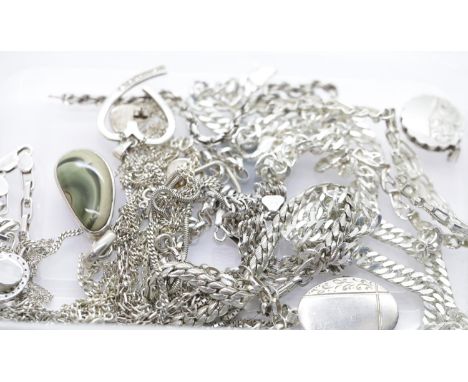 Box of mixed silver jewellery including necklaces, bracelets, lockets etc, 158g. P&amp;P Group 1 (£14+VAT for the first lot a