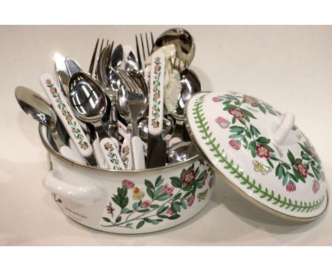 Portmeirion lidded cooking pot with matching cutlery set. P&P Group 2 (£18+VAT for the first lot and £2+VAT for subsequent lo