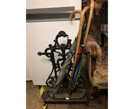 VICTORIAN COALBROOKDALE STYLE CAST IRON STICK STAND WITH UMBRELLAS 