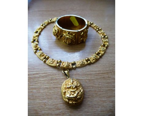 ASIAN, POSSIBLY INDIAN GILT NECKLACE AND BANGLE 