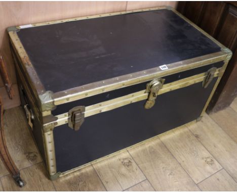 A leather bound trunk W.89cm