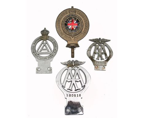 AN EARLY 20TH CENTURY AUTOMOBILE ASSOCIATION BADGE and numbered 880816 14.5cm high together with a smaller Automobile Associa