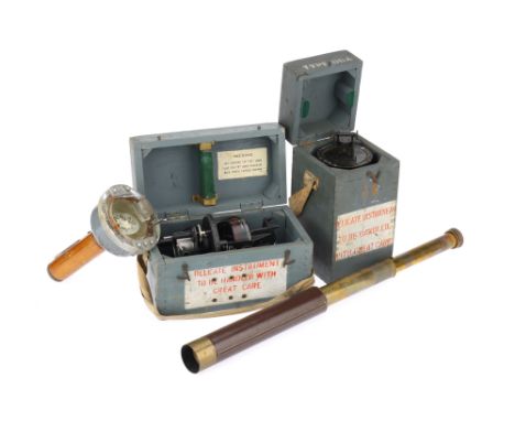 Astro Compass WWII, in grey wooden fitted box, Astro Compass Mk II 6.A/1174. 3.X. together with a boxed hand held compass Air