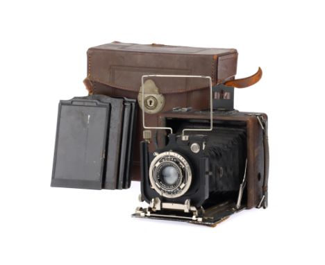 An Ihagee Zweiverschluss Duplex Focal Plane Shutter Folding Camera, body G, 6.5 x 9, ground glass intact, shutter working at 