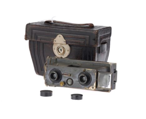 A Jules Richard Verascope No. 2 Stereo Plate Camera serial no. 35151, jumelle-type stereo camera for 45 x 107mm plates, with 