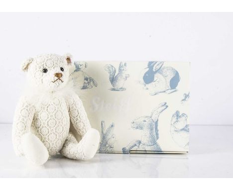 A Steiff limited edition Chantilly Teddy Bear, 1478 of 1500, in original box with certificate