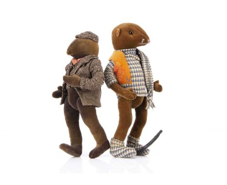 Kenneth Grahame’s Wind in the Willow Mole and Ratty soft toys, Mole of grey velvet, light brown stitched eye, nose and mouth,