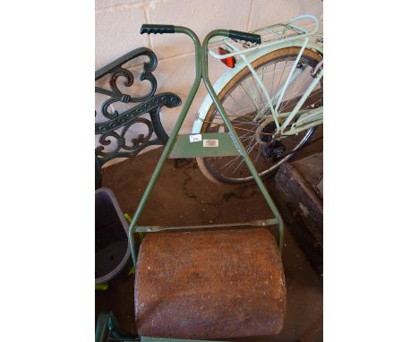 GARDEN LAWN ROLLER