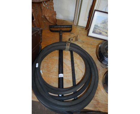 VINTAGE FOOT PUMP