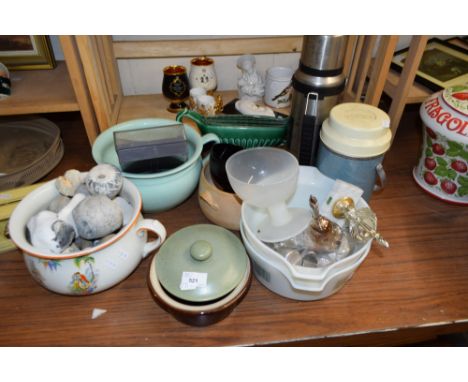 MIXED LOT : THERMOS FLASK, CHAMBER POT, ETC