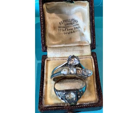 Three ladies dress rings, two silver, 1 silver and 9ct gold with a vintage ring box. 