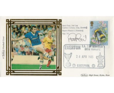 Football Peter Reid signed Benham Football Cover PM Everton FA Cup Winners into Europe 24 Apr 1985 Liverpool. Good condition.