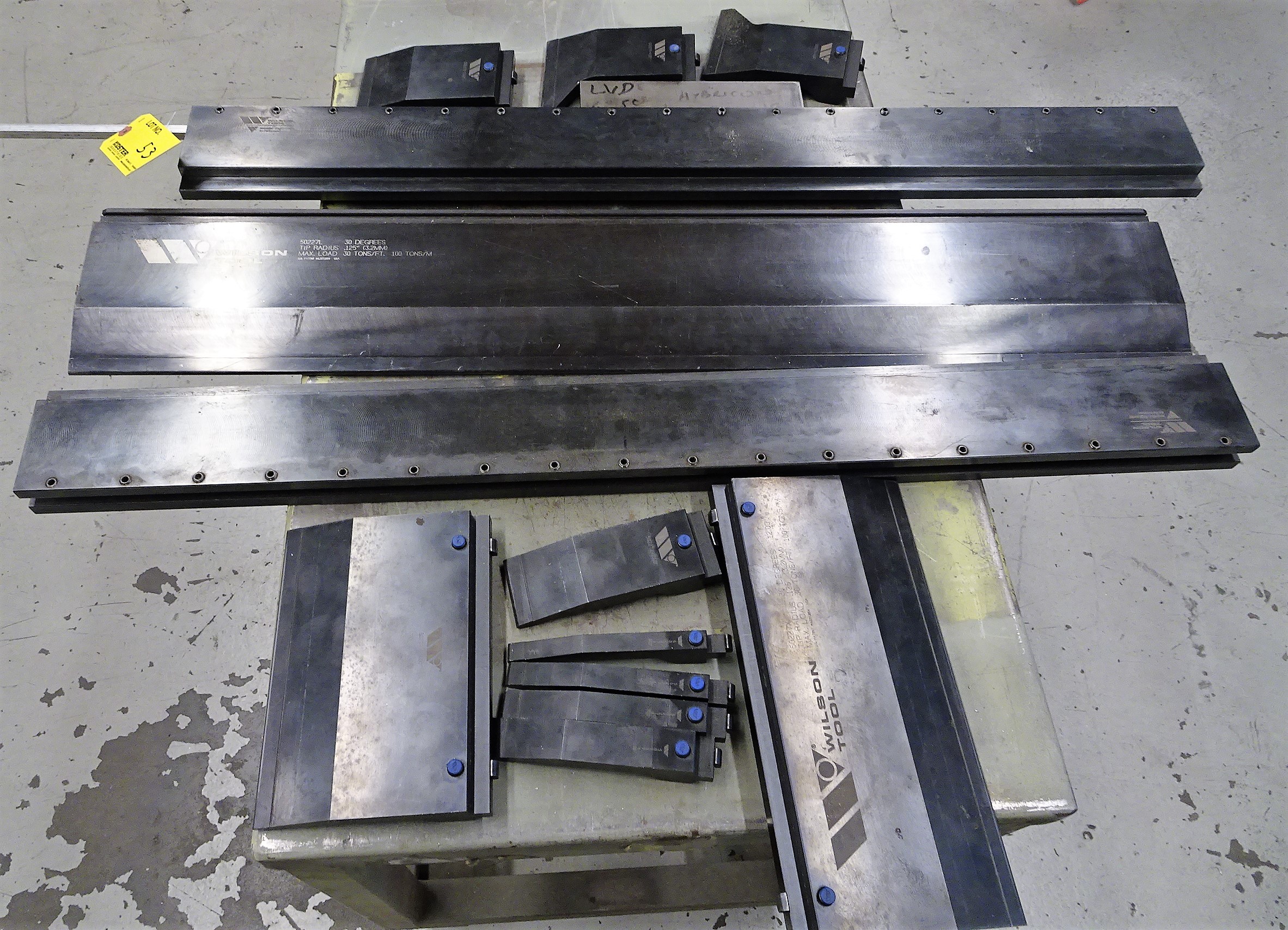 PRESS BRAKE DIES