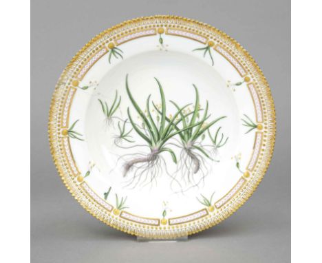 Tiefer Teller, Royal Copenhagen, 18. / 19. Jh., aus dem Service Flora Danica, Entwurf von Johann Christoph Beyer für Katharin