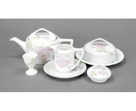 Konvolut von sechs Teilen, Rosenthal, 20. Jh., Modell Donatello, Tekanne, H. 11,5 cm, runde Butterdose, Ø 17 cm, Gießer, H. 8