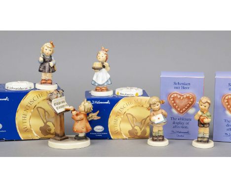 Konvolut aus 5 Hummelfiguren, Goebel, darunter: ''Set Schneiderin'', 2007, sign., polychrom bemalt, Modellnr. 2270, inkl. Pod