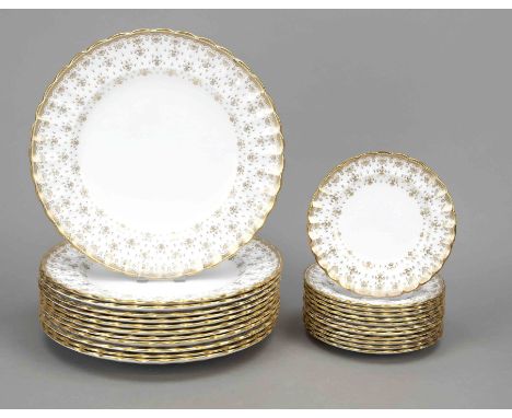 Konvolut von 24 Tellern, Spode, Bone China, England, Ende 20. Jh., gefächerte Fahne, Dekor ''Fleur de Lys'' in Gold, 12 Speis