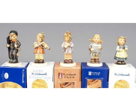 Konvolut aus 5 Hummelfiguren, Goebel, darunter: ''Für Dich'', Erste Ausgabe 1996, 1993, sign., polychrom bemalt, Modellnr. 76