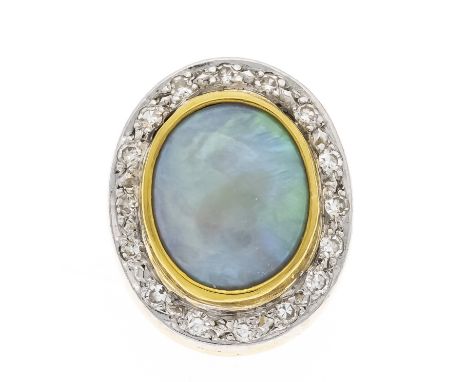 Opal-Brillant Revers-Anstecker GG/WG 585/000 mit einem ovalen Opal-Cabochon 10,5 x 8,8 mm mit gutem Farbenspiel und 16 Achtka