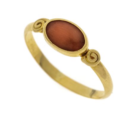 Korallen-Ring GG 750/000 mit einem ovalen Korallen-Cabochon 7 x 5 mm in Lachsorange, leicht berieben, RG 52, 1,6 g