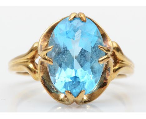 A bright blue gemstone set dress ring, Q, 3.7gm 