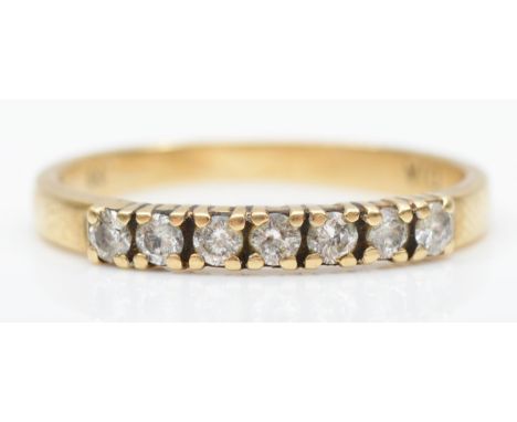 A 9ct gold brilliant cut diamond ring ring, stated weight 0.33cts, Q, 2gm 