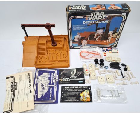 Kenner Star Wars vintage Droid Factory complete. Good to excellentSticker sheet has been used and applied to model parts (not