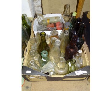 Quantity of vintage bottles