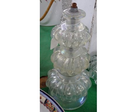 A 4-tier lustre glass table lamp