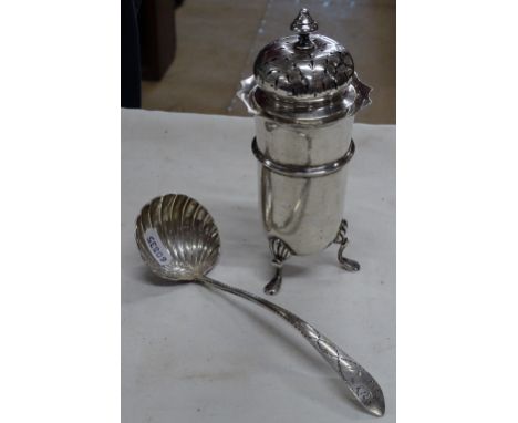 Edwardian silver sugar sifter, Birmingham 1902 & a Georgian silver ladle with shell bowl, 8.2 ozs