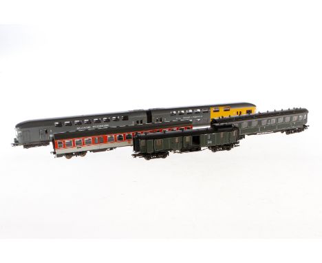 Trix Leer-OK 21250, Spur H0, gefüllt mit Lima Doppelstock-Wagen, 2 Trix und 1 Fleischmann Wagen, Alterungsspuren, Z 3