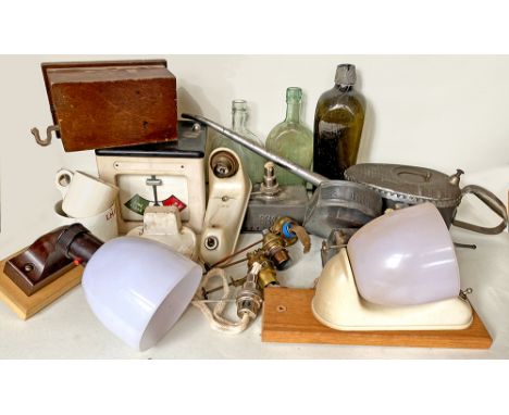 Miscellaneous items to include: Single Line module from a BR Penguin Block Instrument; a larger Kaye's Oil Can; a BR(M) Oiler