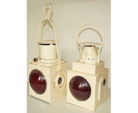 A BR(E) Tail Lamp complete with reservoir and burner. Together with an LT, so embossed on chimney, Tail Lamp complete with in