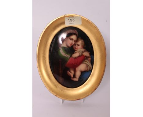 A good 19th century oil on panel miniature portrait painting study. Unsigned in oval gilt frame, circa 1880. Measures: 20cms.