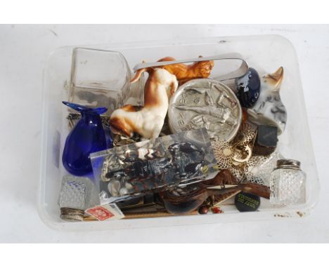 A mixed lot of items to include china figures, jade plaque, pen, necklaces. 