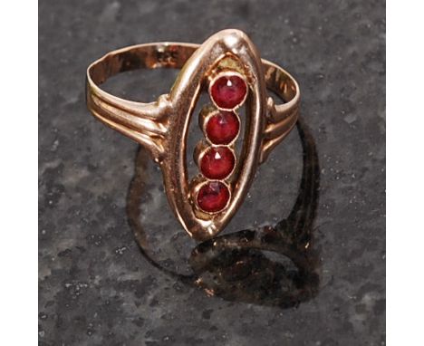 A 9ct gold and ruby red stone inset Art Deco ladies ring. SIze P