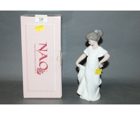 A Nao figurine (boxed)