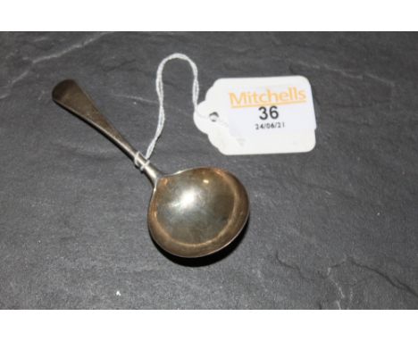 A Georgian silver caddy spoon, 15 grams