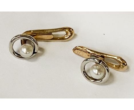 14CT WHITE GOLD SEED PEARL CUFFLINKS