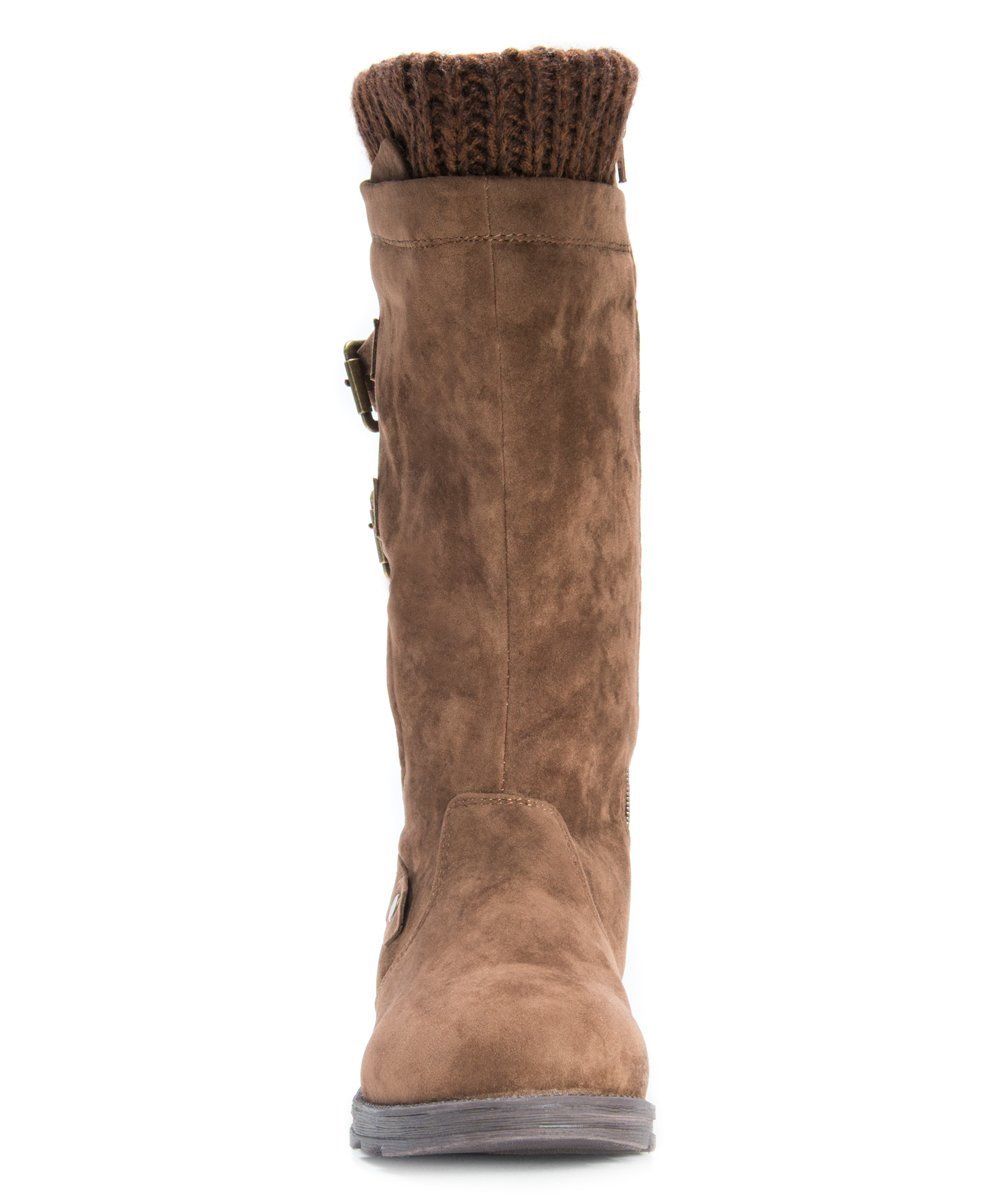 nora combat boot