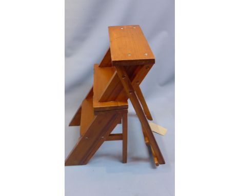 A metamorphic ladder/chair 
