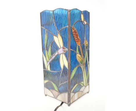 Tiffany style dragonfly lamp 