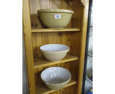 3 vintage mixing bowls