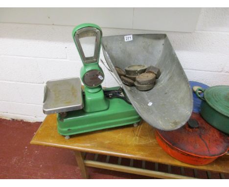 Old Avery shop scales with weights