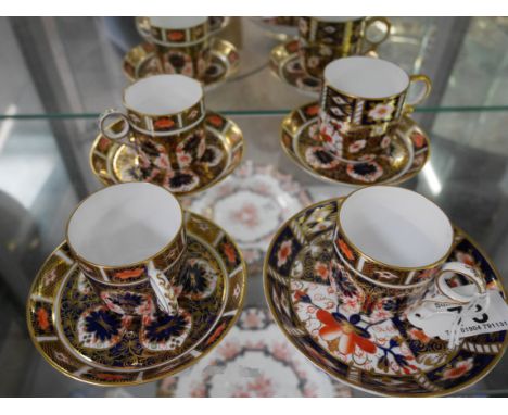 4 x Crown Derby cups and saucers Excellent condition