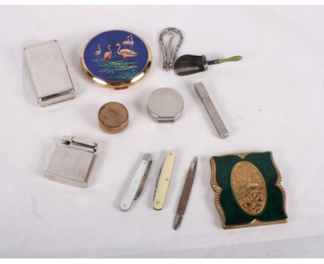 A Stratton powder compact decorated flamingos, another powder compact, a brass pill box with enamelled lid, a 19th Century ca