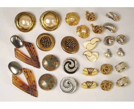 EARRINGS.
Costume jewellery earrings by Liberty, Jomaz, Louis Feraud, Trifari, Christian Dior & Napier etc. CONDITION REPORTS