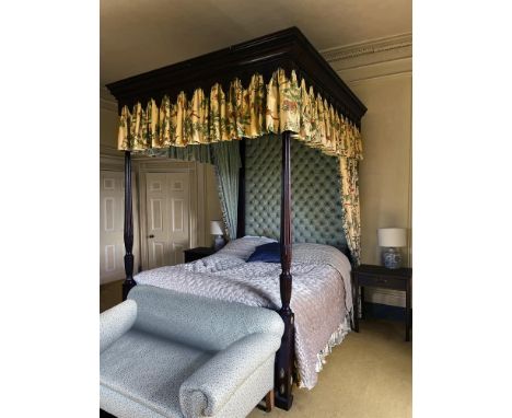 A MAHOGANY FOUR POST BED IN GEORGE III STYLE, 20TH CENTURY With pale green and white lined floral cotton curtains with bedcov