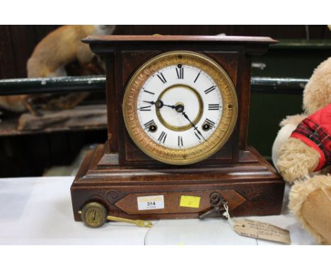 Vintage mantle clock 